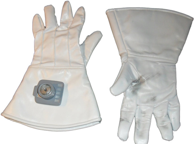 AT-AT_gloves