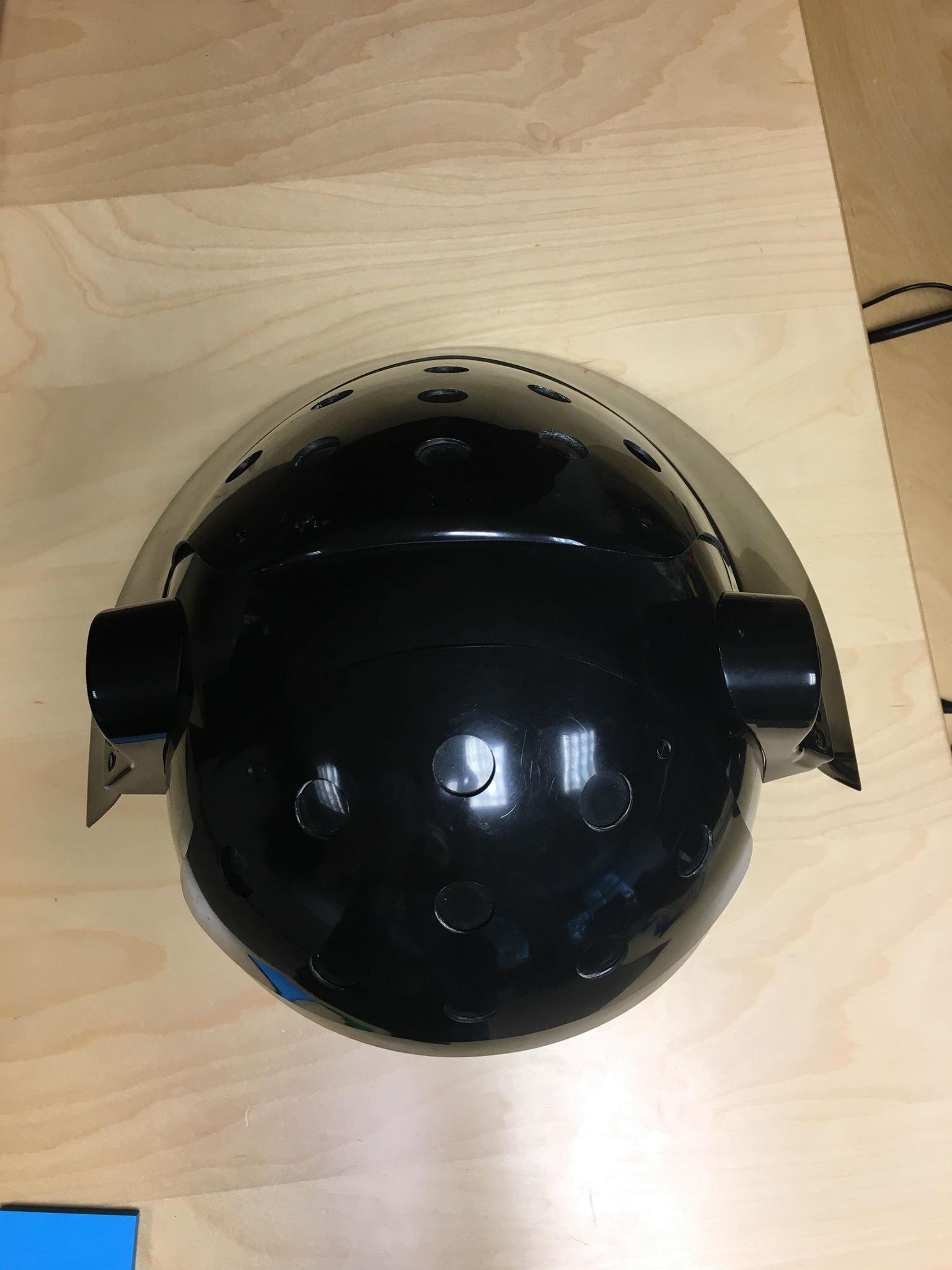IN-helmet11