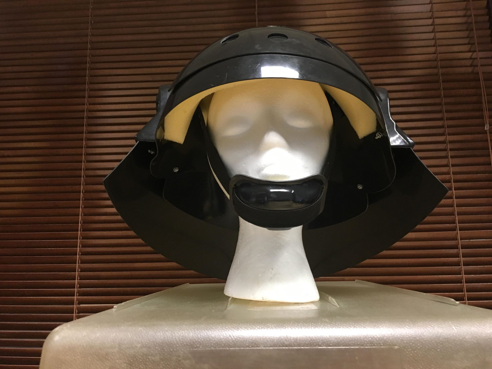IN-helmet10
