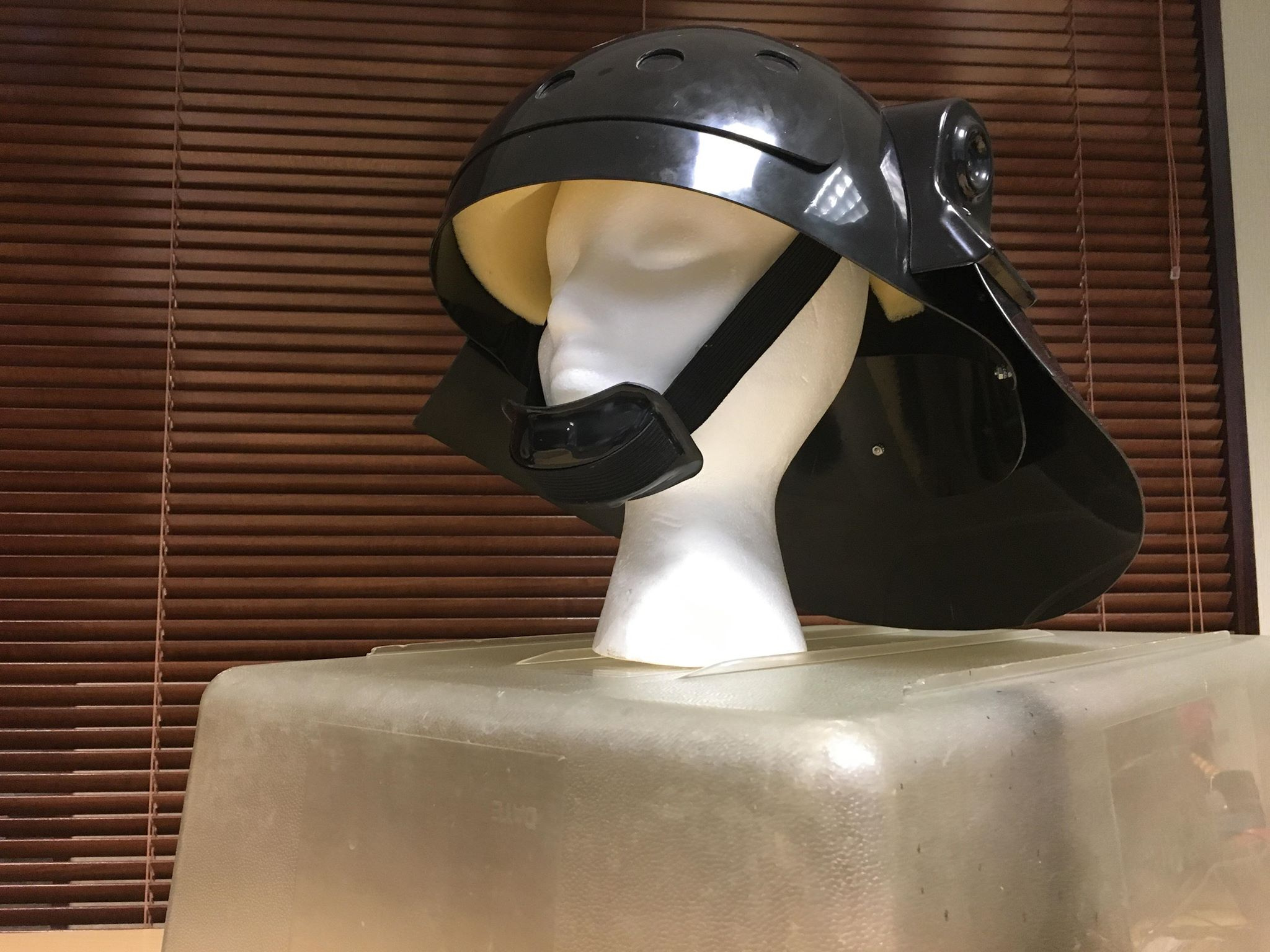 IN-helmet8
